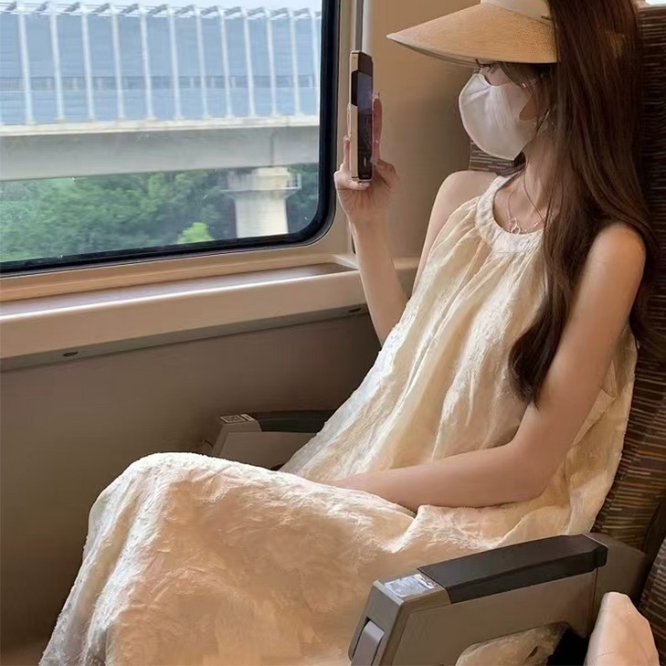 SELEAD 민소매 롱원피스 여름용 A라인 여성바캉스 긴치마 여신 일상룩 나시 롱 원피스 홀터넥원피스