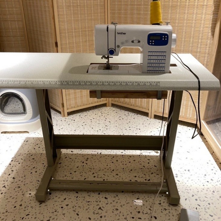 재봉틀 작업대 봉제 다이 미싱 받침대 테이블