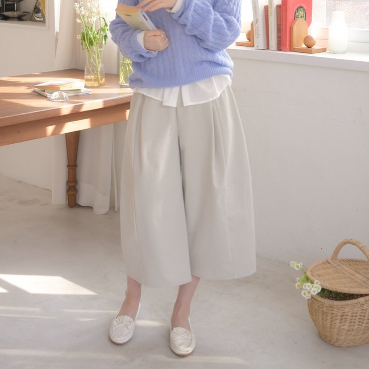 데일리앤 포지 여성 밴딩 핀턱 8부 벌룬핏 와이드팬츠 큐롯 치마바지 봄 여름 가을