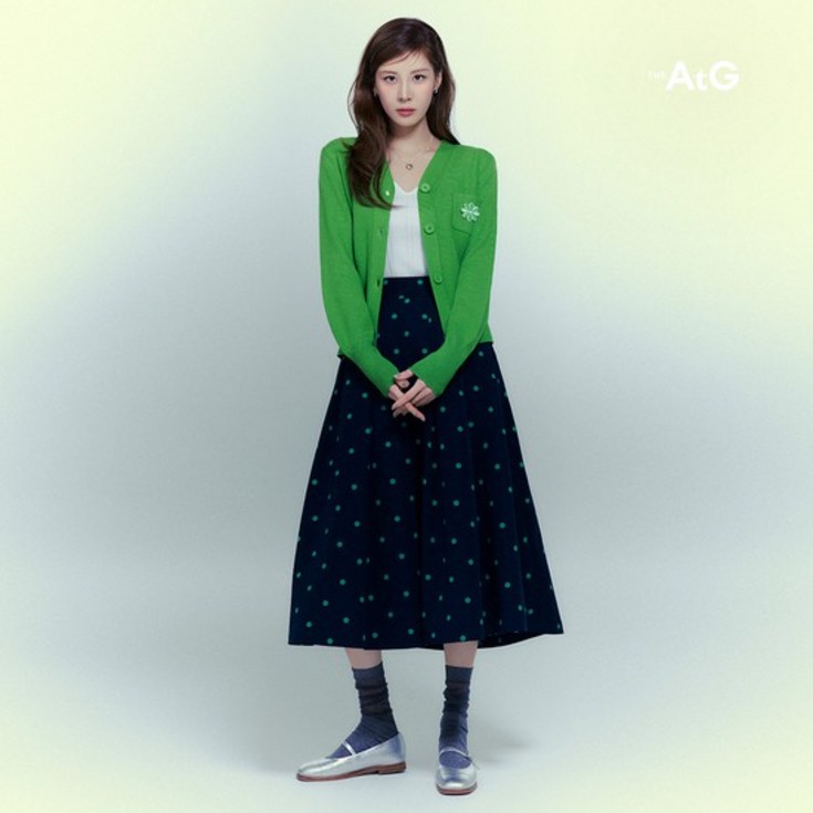 The AtG더엣지 24SS 다이애나 도트 스커트