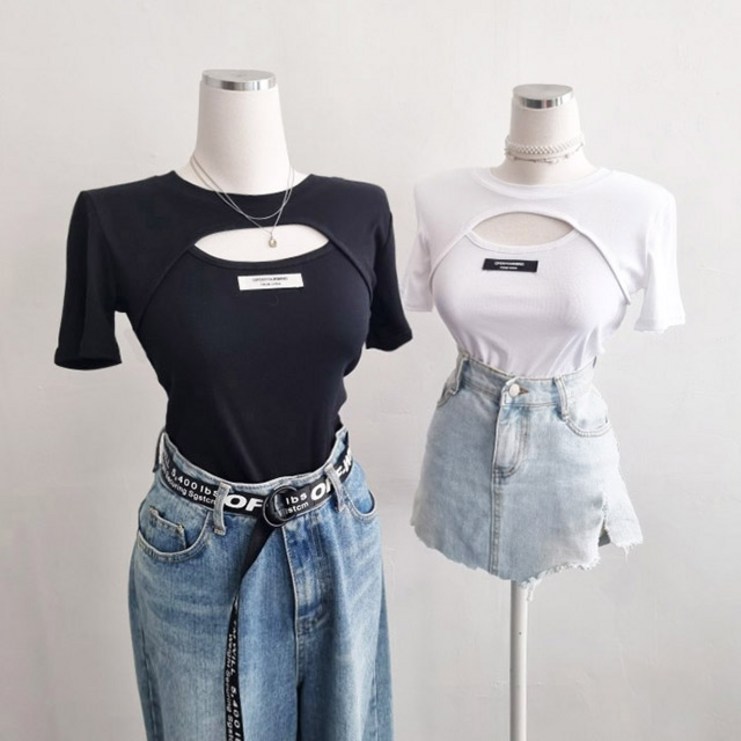 2color라벨 가슴 트임 반팔티셔츠