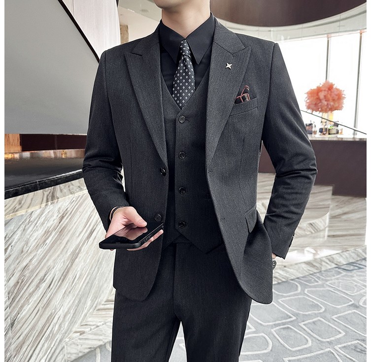 Enyofe 남성용 투버튼 캐주얼 쓰리피스 겨울 정장세트 재킷조끼바지 면접 기획 남자수트 3피스 결혼식 하객 남성 슈트 남자 가을검은 양복 세트3컬러